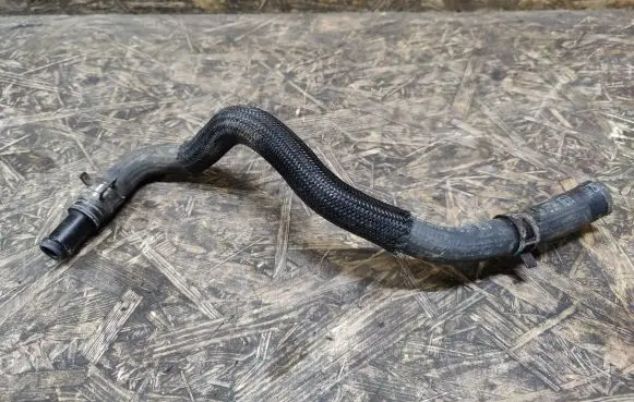 Chevrolet Captiva Engine coolant pipe/hose 25183009