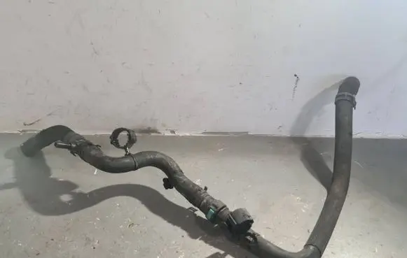 Ford Ranger Engine coolant pipe/hose JB3G8C351AG