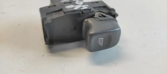 Volvo S60 Electric window control switch 4970 9472275 01W283