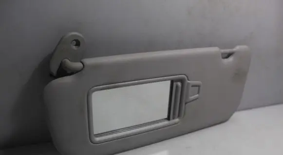 Sun visor clip/hook/bracket