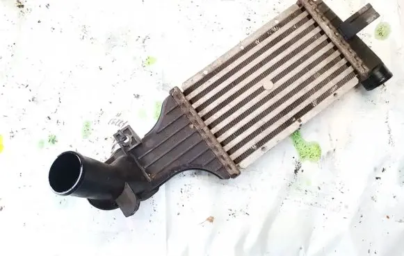 Opel Zafira A Intercooler radiator