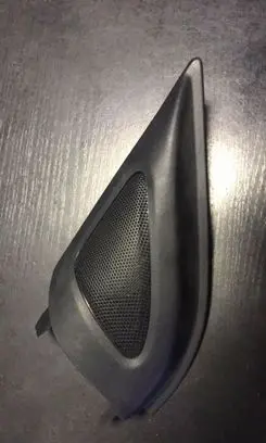 Side speaker trim/cover
