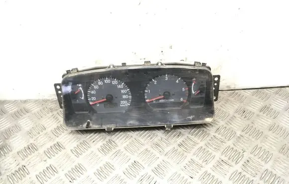 Mitsubishi Pajero Sport I Speedometer (instrument cluster) MR590140 2573305871