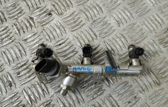 Volkswagen T-Roc Fuel injector 