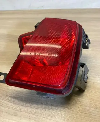 Subaru Outback Third/center stoplight A048695 E1312498