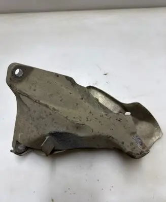 BMW 1 E81 E87 Engine mounting bracket 6764574 24168110