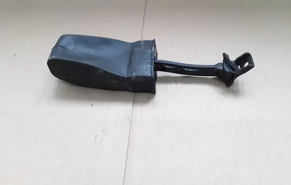 Volkswagen Tiguan Front door check strap stopper 5N0837267