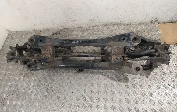 Toyota Auris 150 Rear axle beam 5120612110