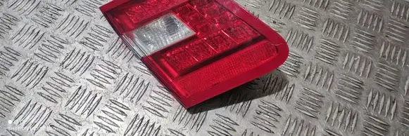 Mercedes-Benz E W212 Tailgate rear/tail lights A2128200764