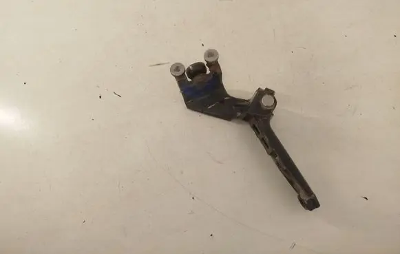 Volkswagen Multivan T5 Sliding door middle roller runner 7H0843336D