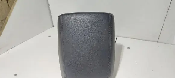 Ford Focus Armrest F1EBA045C74