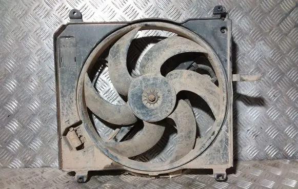 Fiat Marea Radiator cooling fan shroud