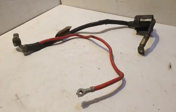 Volkswagen Golf V Positive cable (battery) 1K0971909B