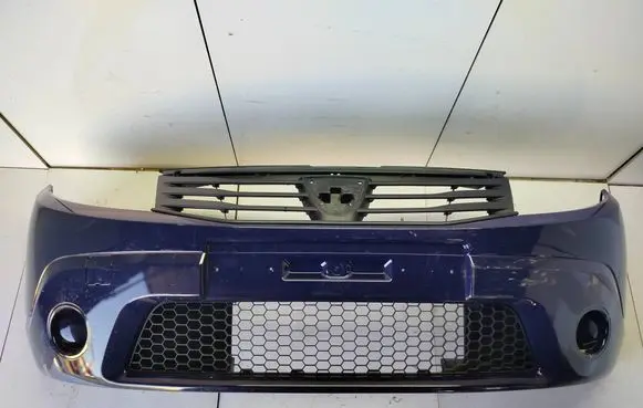 Dacia Sandero Front bumper 8200526596