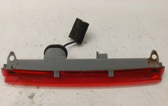 Toyota Avensis T250 Third/center stoplight 8157005090