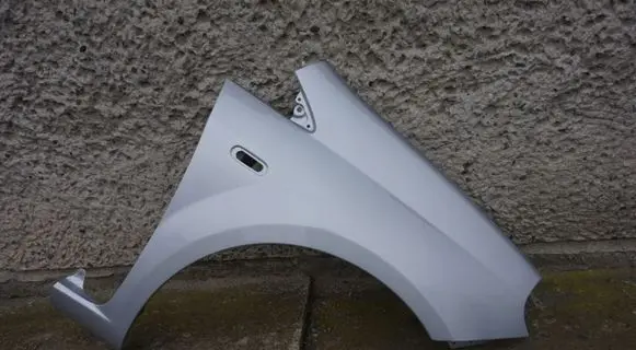 Fiat Punto (199) Fender 