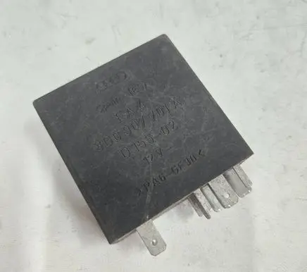 Audi A4 S4 B6 8E 8H Other relay 8D0907701A D15502 397