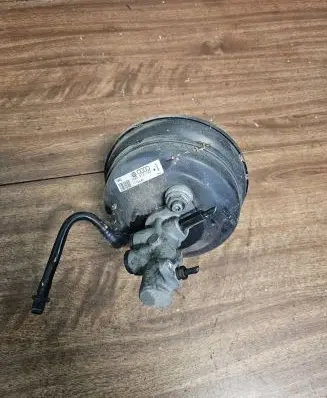 Audi A4 S4 B5 8D Brake booster 4B3612105