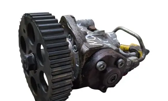 Opel Mokka Fuel injection high pressure pump 55586499