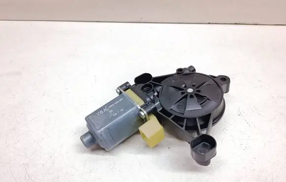 Audi Q7 4M Rear door window regulator motor 8W0959801