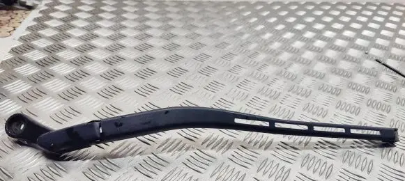 Audi A4 S4 B7 8E 8H Front wiper blade arm 8E1955408C