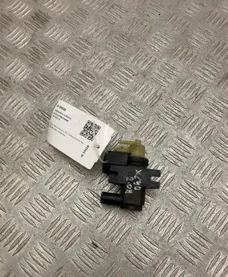 Volvo XC90 Turbo solenoid valve 31480559