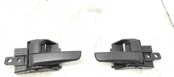 Rear door interior handle