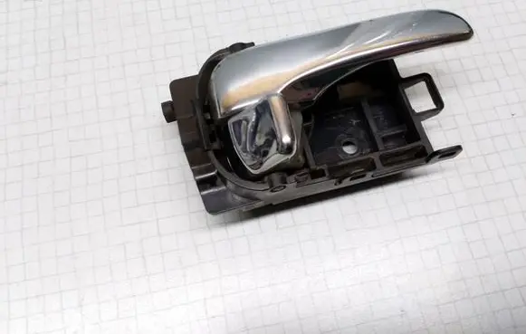 Nissan Almera Tino Front door interior handle