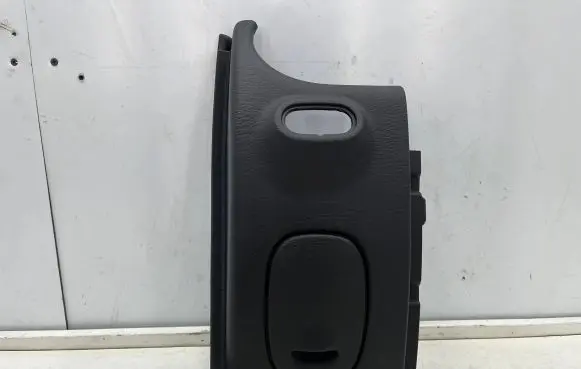 Chrysler PT Cruiser Dashboard lower bottom trim panel 