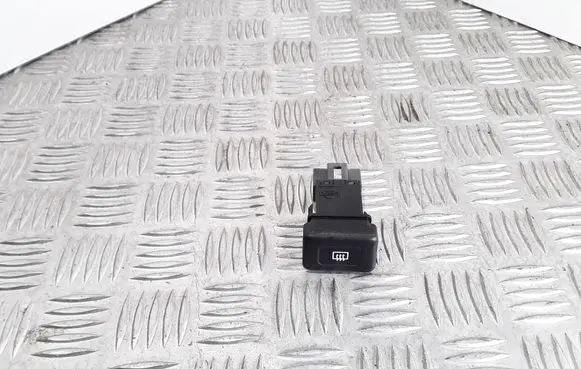 Nissan Almera Windscreen/window heater switch