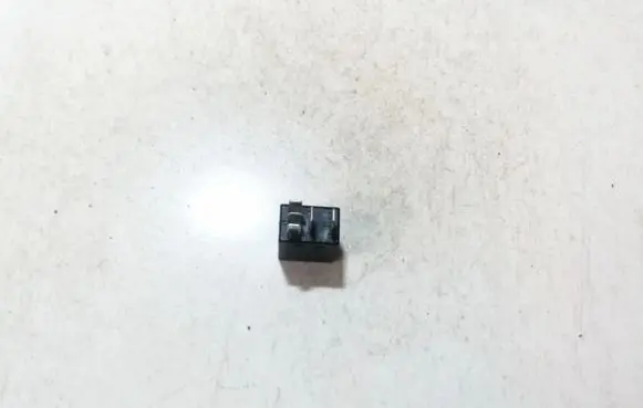 Volvo S80 Other relay 9441161 99w34