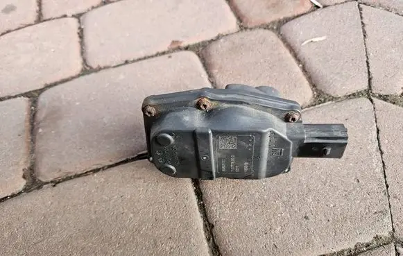 Opel Astra K Intake manifold valve actuator/motor 55503130