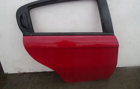 Alfa Romeo 147 Rear door
