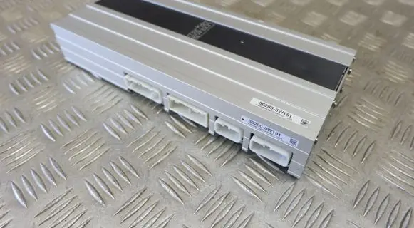 Lexus RX 330 - 350 - 400H Sound amplifier 862800W181