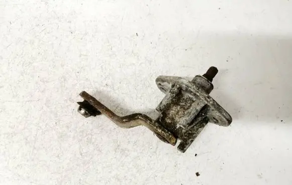 Mazda 626 Front wiper linkage and motor j18j5