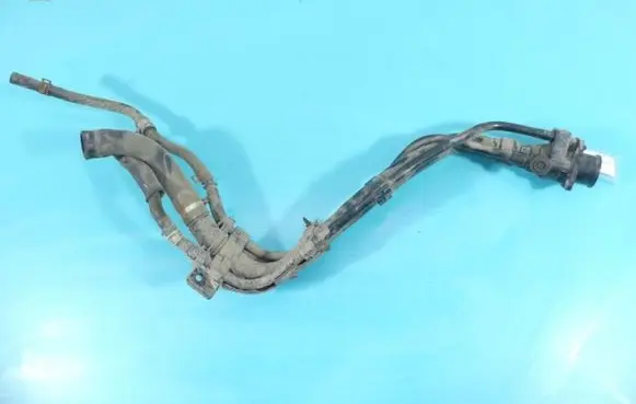 Fuel tank filler neck pipe
