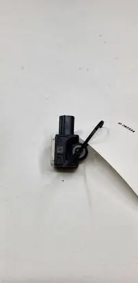 Volvo S60 Airbag deployment crash/impact sensor 31334336