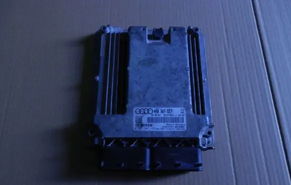 Audi A8 S8 D4 4H Engine control unit/module 4H0907557
