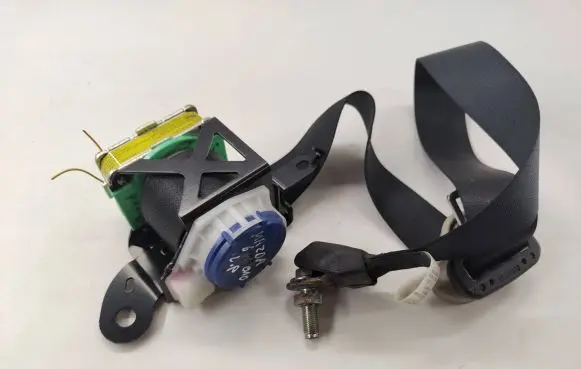 Mazda 6 Front seatbelt