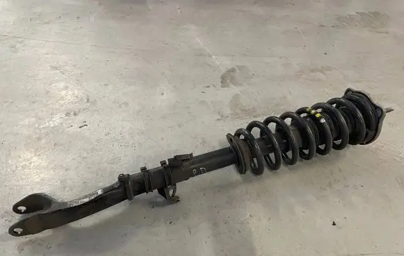 Mercedes-Benz GLC X253 C253 Front shock absorber with coil spring A2533203066