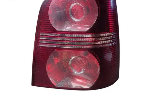 Volkswagen Touran I Rear/tail lights 1T0945112K 1T0945096N
