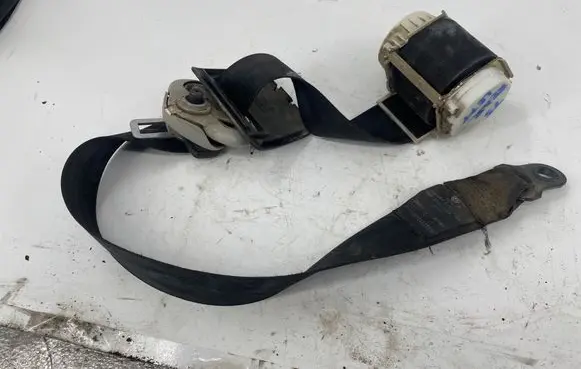 Volkswagen Transporter - Caravelle T5 Third row seat belt 7H9857815E 40578 33053697