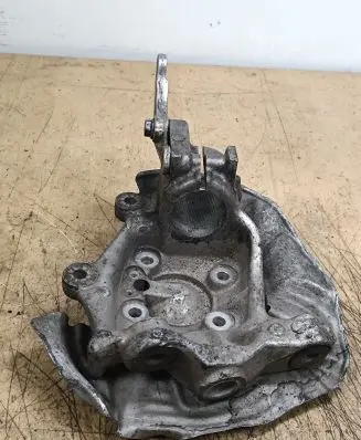 BMW 5 E39 Front wheel hub spindle knuckle 31351091987 1091987
