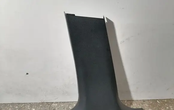 Mercedes-Benz E W212 (B) pillar trim (bottom) A2126903925