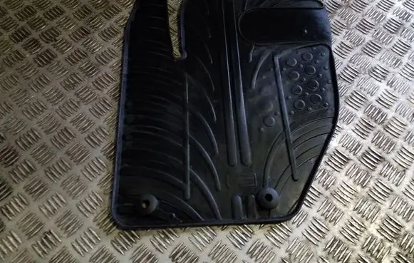 Volvo V40 Front floor mat 
