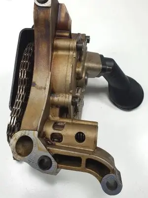 Volkswagen Golf VI Oil pump 03C105Q