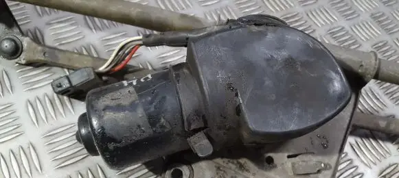 Peugeot 406 Wiper motor