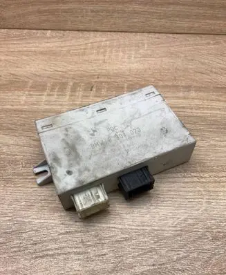 BMW 5 E39 Parking PDC control unit/module 6904023
