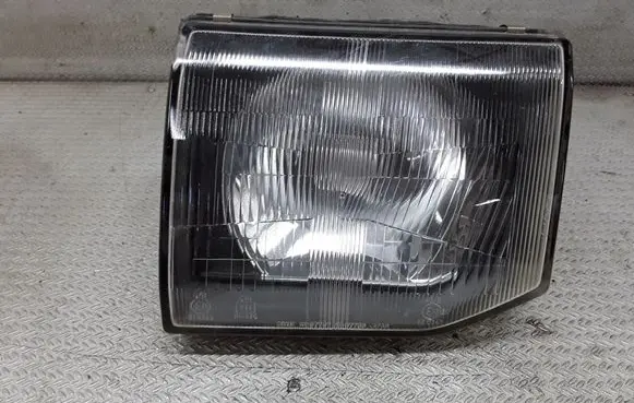 Mitsubishi Pajero Headlight/headlamp