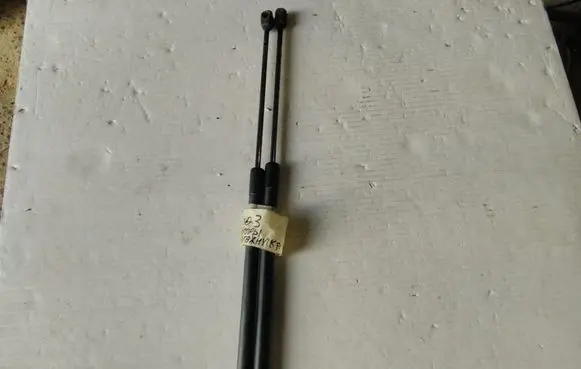 Mazda 3 I Tailgate/trunk strut/damper